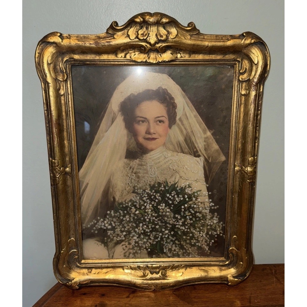 Antique Picture Frame Gilt/Gold Leaf Wood Frame 10x12  18 X 13 Stunning Ornate